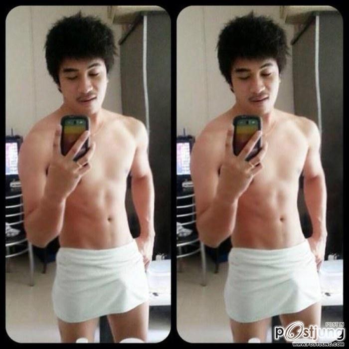 จับมาปล้ำเล่นๆ