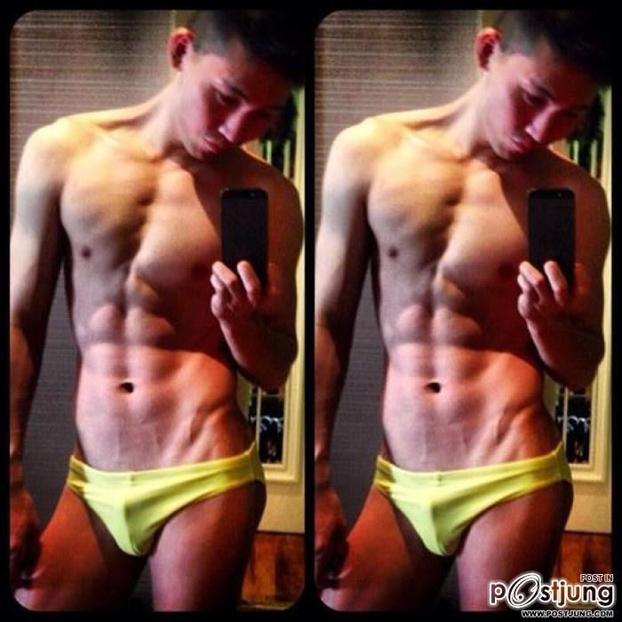 จับมาปล้ำเล่นๆ