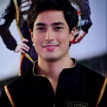 หล่อชอบMarlon Stockinger