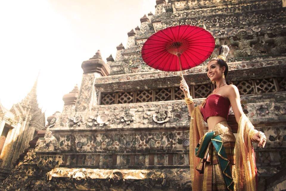 พัสตรานารีศรีสุโขทัย Pastrs Naree Sri Sukhothai ชุดประจำชาติไทยเวทีมิสแกรนด์