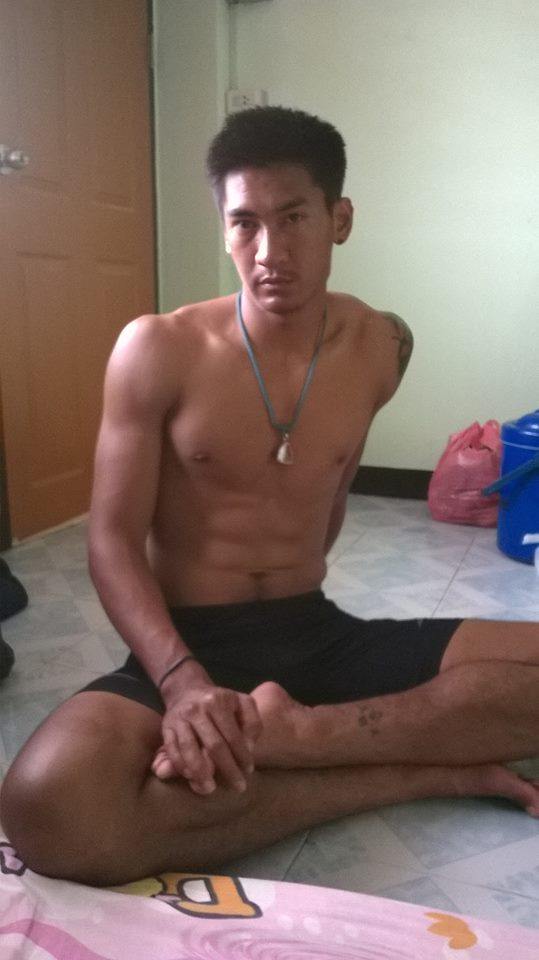 เอ พีรเชษฐ์ นักกรีฑา (พุ่งแหลน) ทีมชาติไทย