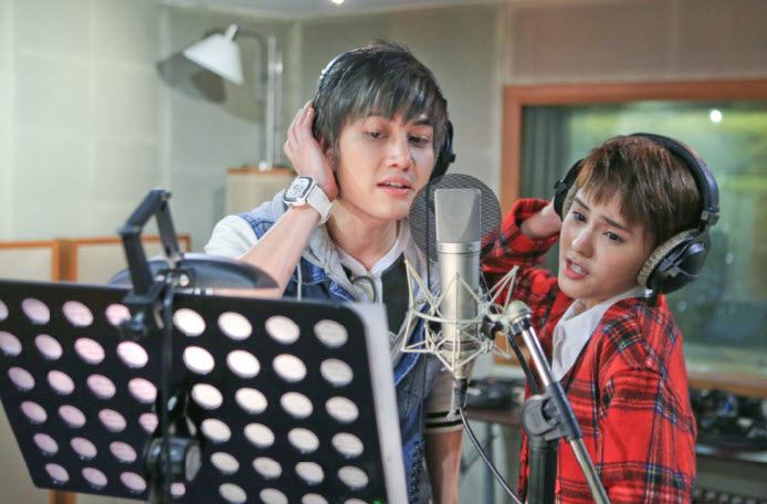 มาดูรูปเด็ด! เบื้องหลังกอล์ฟ-ออมร้องเพลงคู่ The Couple ฟินกระจาย!