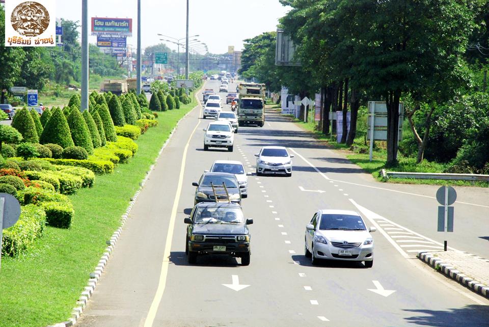 เหล่าไฮโซและคนดังยกทัพยลโฉมสนามแข่งรถที่บุรีรัมย์