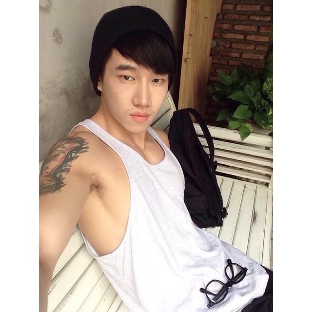 See the boys in the club, They watching us