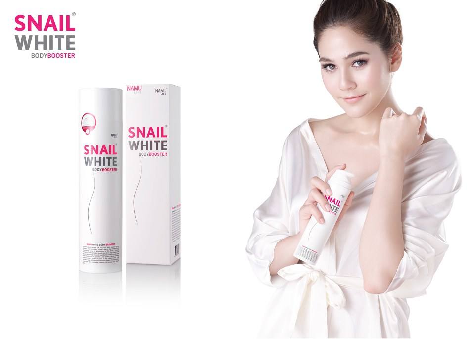 แซ่บเวอร์! "ชมพู่" อวดผิวสวย ขึ้นแท่นพรีเซ็นเตอร์ Snail White Body Booster คนล่าสุด!