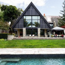 Gallery House by Taylor Smyth Architects