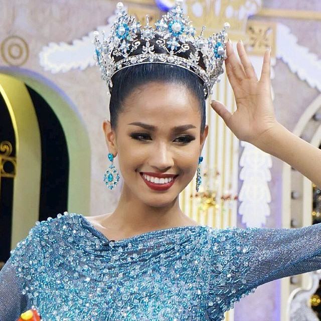 เมญ่า Miss Thailand World 2014 เมคอัพสวยๆ