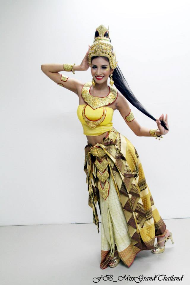 "สุวรรณปฐพีธรณีสยาม" ชุดประจำชาติ Miss Earth Thailand 2014 - ศศิ สินทวี