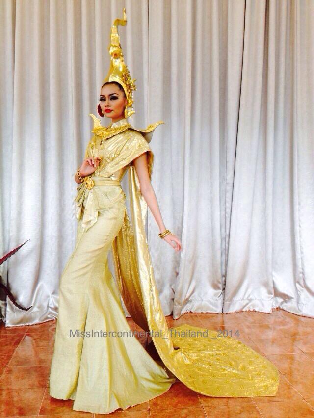 " ช่อฟ้าทองอำไพ " ชุดระจำชาติไทยประยุกต์ ของน้องเฟริส์ - Miss Intercontinental Thailand 2014