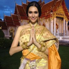 แอลลี่ Miss Universe Thailand ชุดไทย