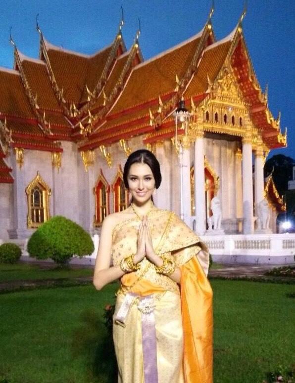 แอลลี่ Miss Universe Thailand ชุดไทย