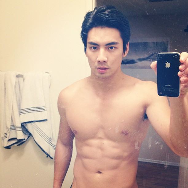 Lovely Young Sexy 03 หนุ่มๆที่อยู่ด้วยเมื่อคืนวันลอยกระทง ><""