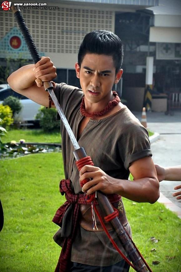 เต้ย...เต้ย พงศกร หลุดโผ ปฎิทินช่อง 3 ปี 2558 TT