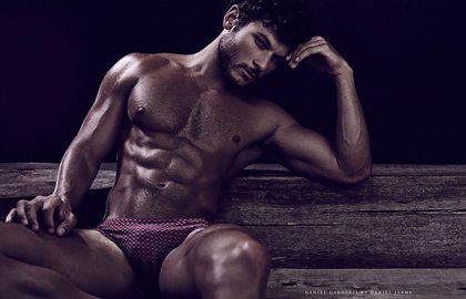 Obsession N&deg; 10 by Daniel Jaems : HQ images : Part II