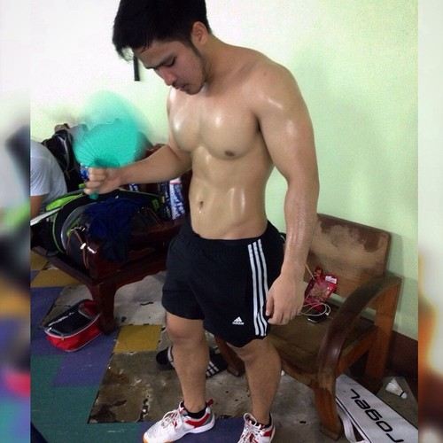 ป้าจะเป็นลมอีกแล้ว