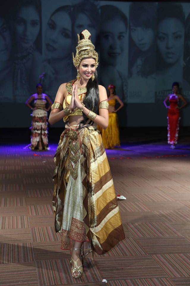 ศศิ สินทวี รอบชุดประจำชาติในการประกวด Miss Earth 2014