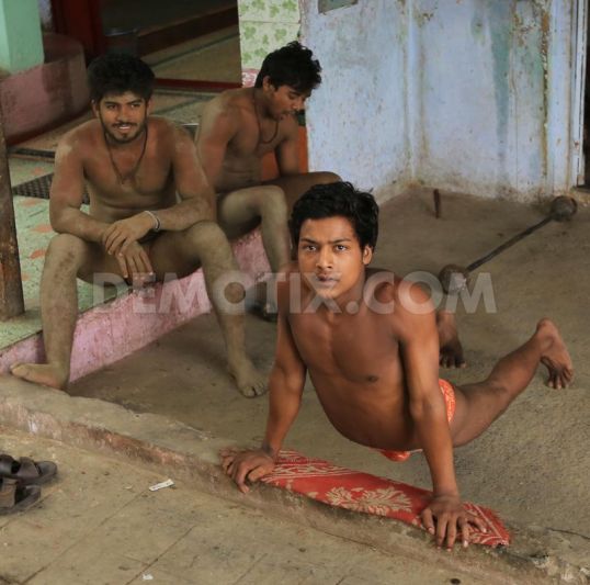 มวยปล้ำอินเดีย Kushti (กุสตี)