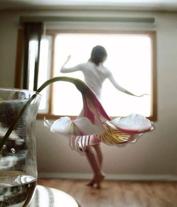 Forced Perspective Flower Girl Photography