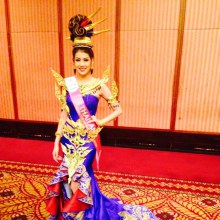 น้องพลอย ในชุด  ภูมิพัสตราชีวาสยาม  ร่วมงานแถลงข่าวการประกวด Miss Tourism International Thailand 201