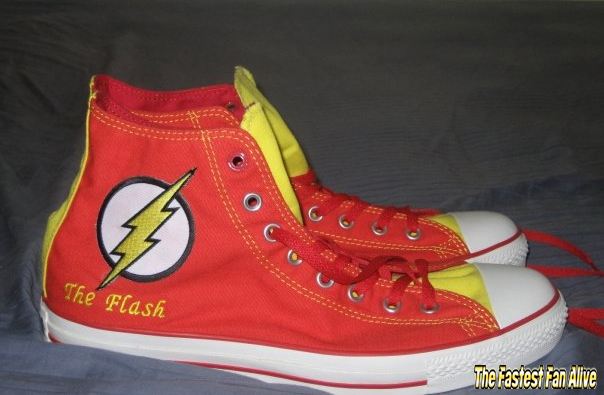 รองเท้าสุดเท่ห์จากซีรีส์สุดมันส์ The Flash