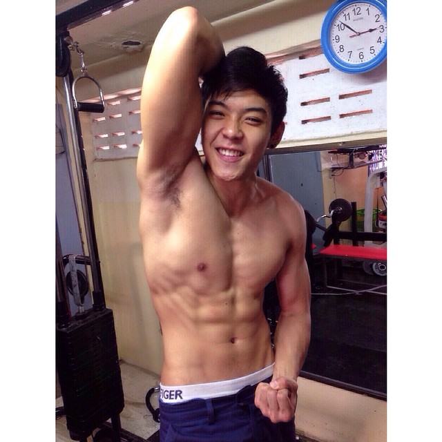 รวม Pakinball จากชะนีในป่าใหญ่