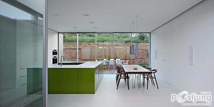 Olive House by LOG-URBIS
