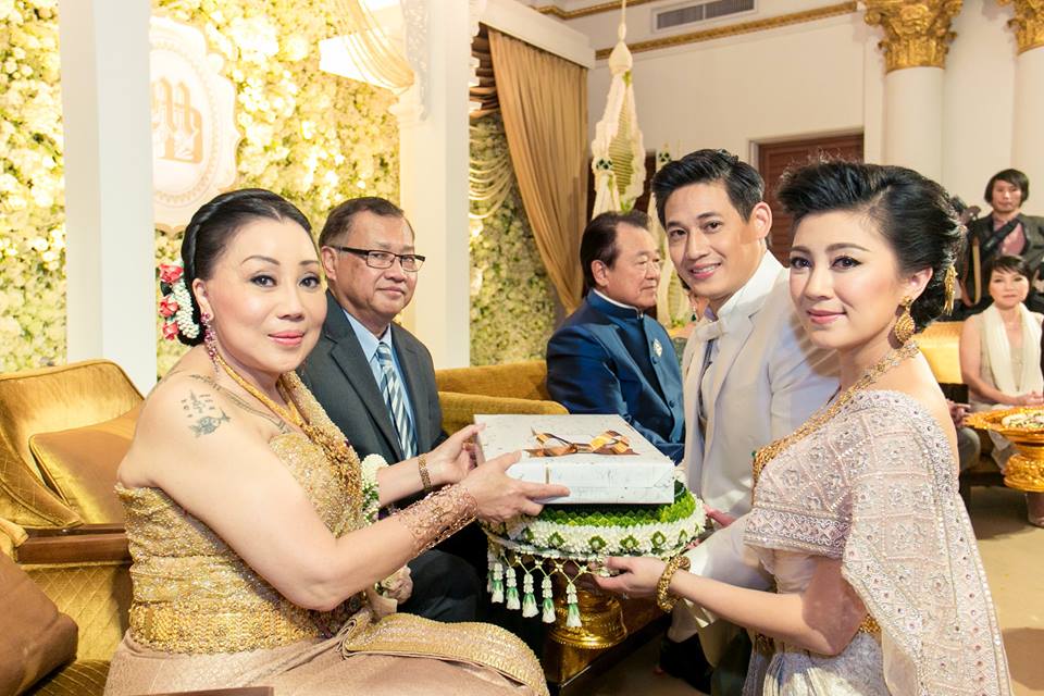 ไฮโซ ดอน-ธีระธาดา แต่งงาน มีมี่-สาวเวียดนาม งานวิวาร์สุดอลังการส่งท้ายปี