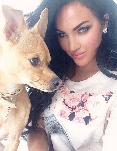 มารู้จักเธอ Natalie Halcro แฝด Megan Fox