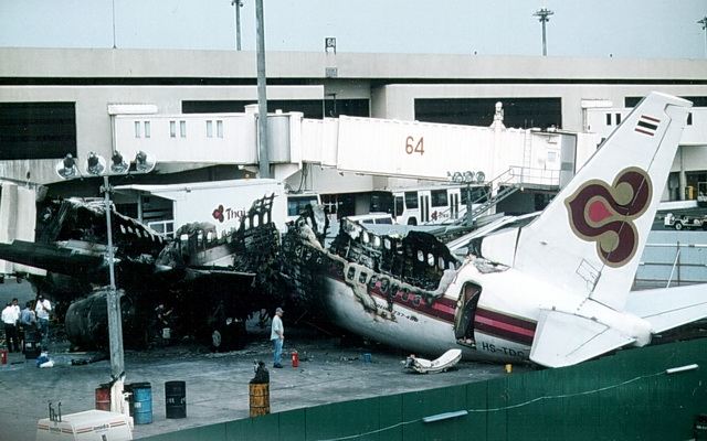เครื่องบินระเบิดเมื่อปี 2544