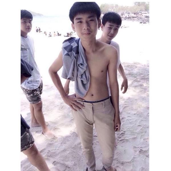 เด็กๆสมัยนี้แซ่บขนาด /// ผู้ได๋ยังบ่มีค่าเทอม มาเอาที่เจ้ได้น่ะ