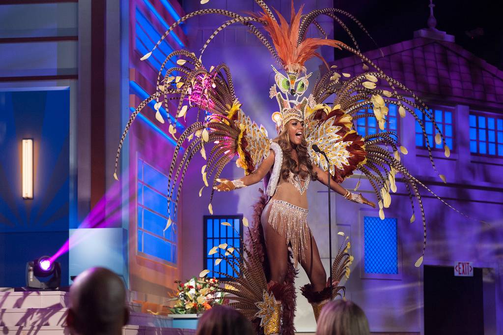 TOP10 MU2014 National Costume