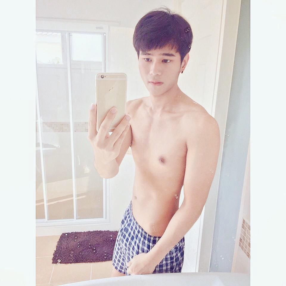 ฟินรับบ่ายแก่ๆ