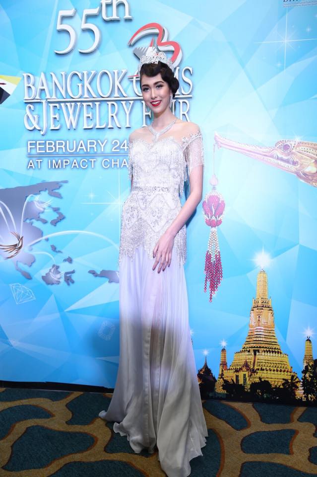 แอลลี่ Miss Universe Thailand 2014 ล่าสุด