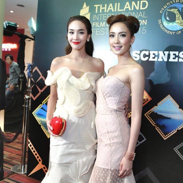 ดาวรุ่งสาวช่อง 7 "มิน พีชญา" งานประกาศรางวัลเทศกาลภาพยนตร์ต่างประเทศ สวยเรียบหรูสง่างามมากๆ!!