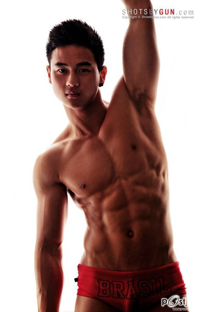 แค่เห็นกล้าม...ก้อฟินละ