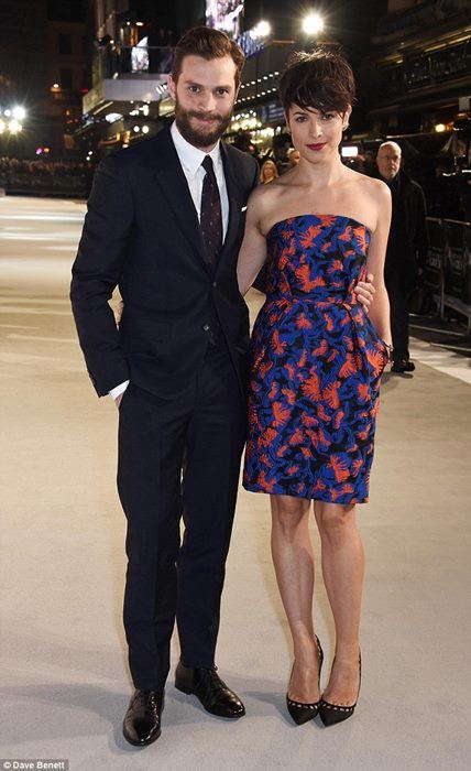 เอารูปพระเอกจาก ฟิฟตี้ เชด ออฟ เกรย์ มาฝาก