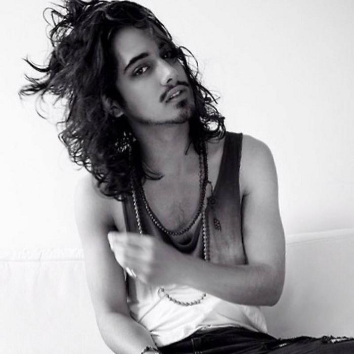 Avan Jogia นักแสดงจากหนังเกย์เรื่อง I Am Michael ...โชว์หล่อเป้าเด้งได้