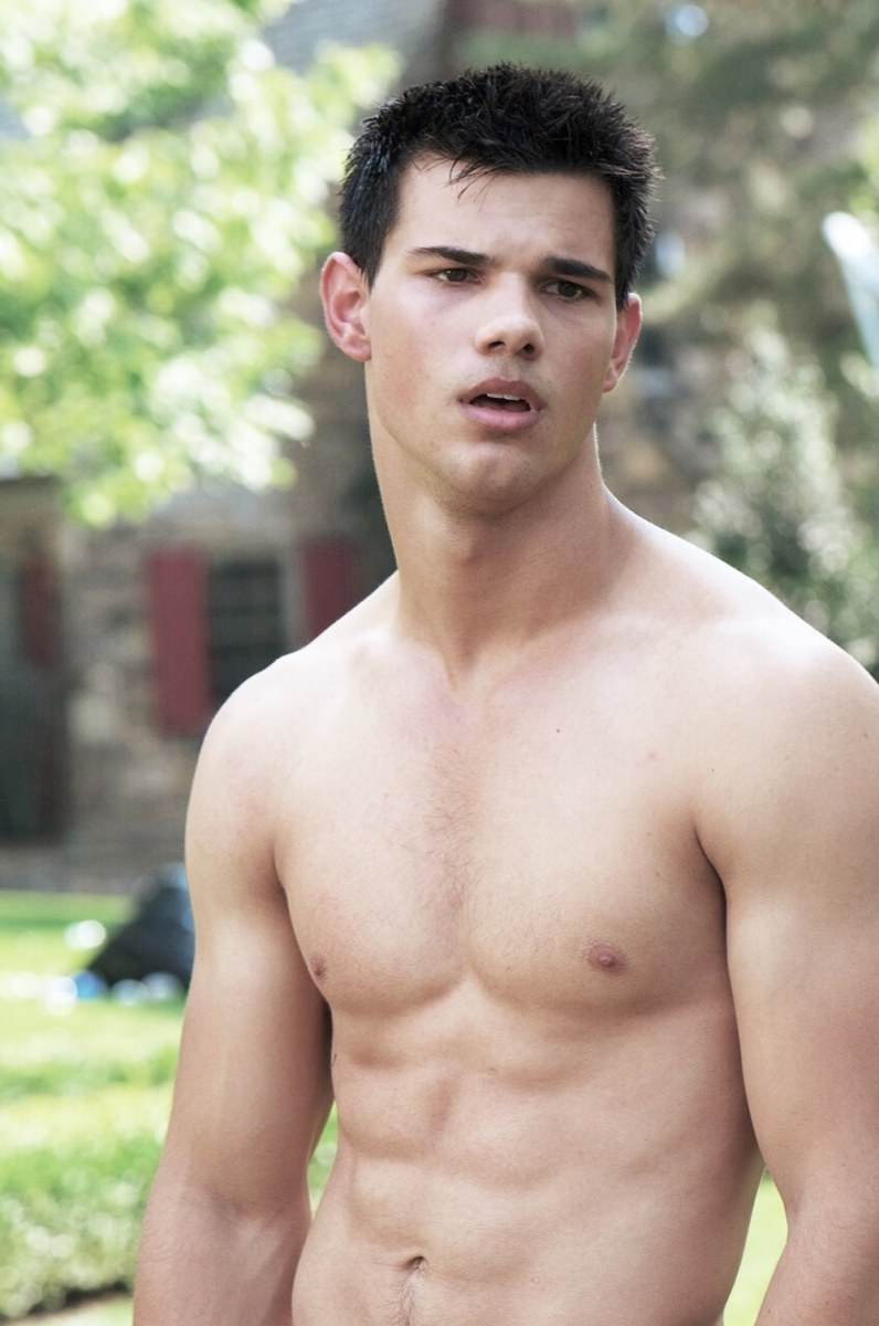 Taylor Lautnet in Abduction