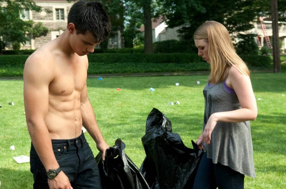 Taylor Lautnet in Abduction