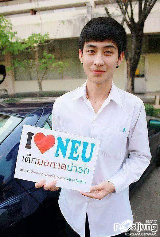 ผู้ชายในรูปนี้ใครรู้จักบ้างบอกผมที ช่วยทีนะ