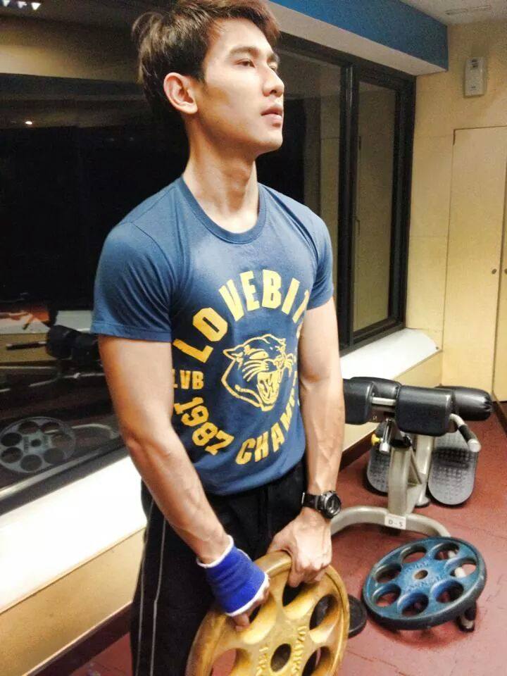 ภูผา วันเฉลิม