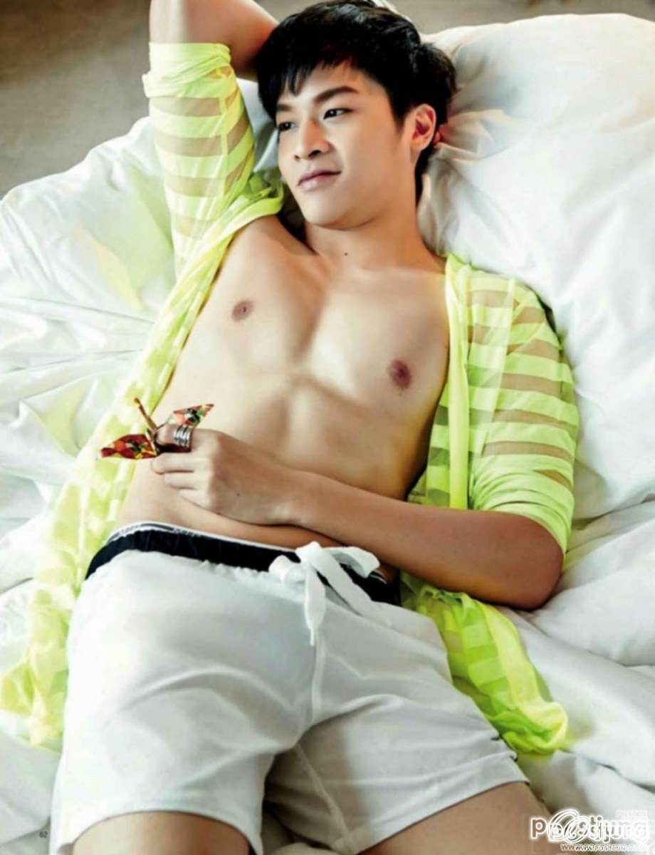 ดูเพิ่มเติมที่ https://www.facebook.com/6packstar/