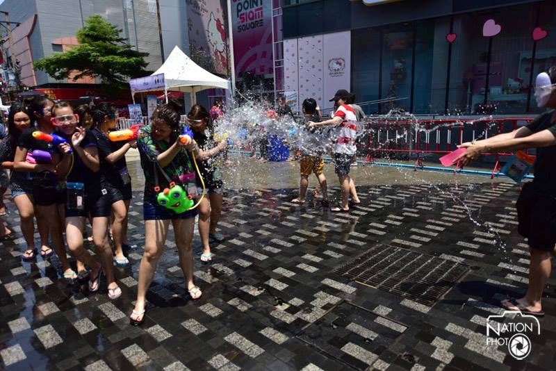 บรรยากาศ วันสงกรานต์ ทั่วประเทศไทย 2558 Songkran Festival Thailand 2015