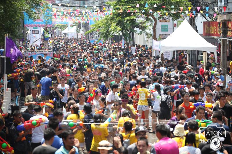 บรรยากาศ วันสงกรานต์ ทั่วประเทศไทย 2558 Songkran Festival Thailand 2015