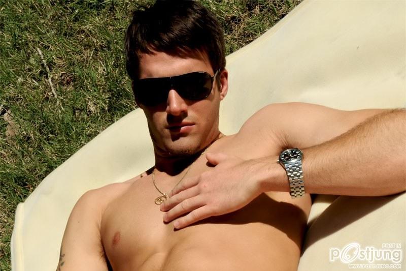 ชอบม๊วกกกกก ... คนนี้ !!