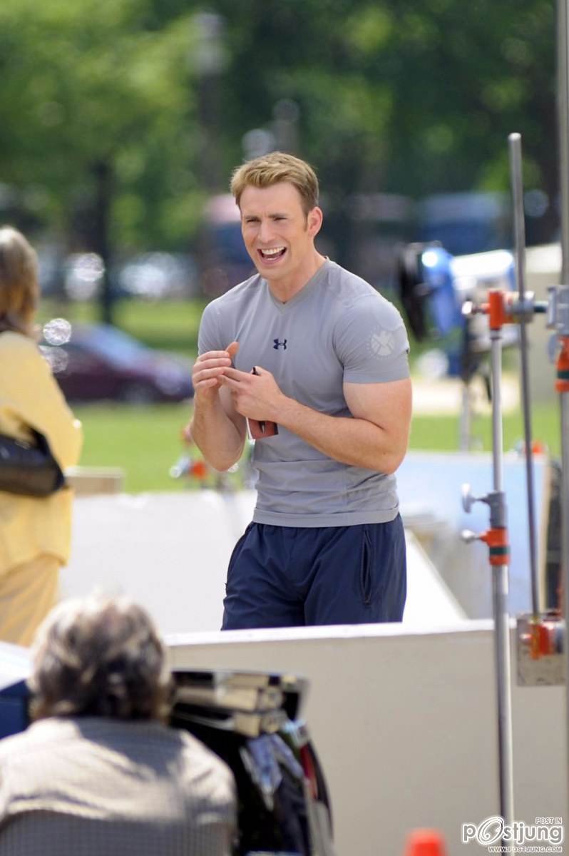 ดูเพิ่มเติมที่ https://www.facebook.com/6packstar/