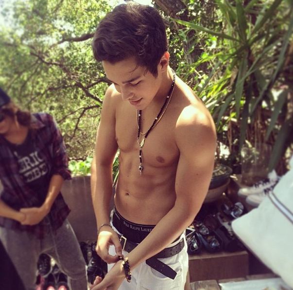 Austin Mahone หล่อน่ากินกว่าเด็กนรก JBB เลยค่ะ