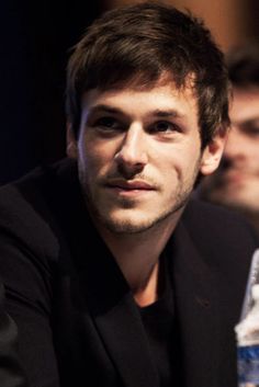 Gaspard Ulliel แถวนี้มีขายมั้ยค่ะ ? อยากซื้อ