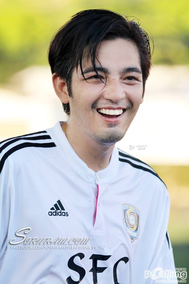 พี่หนุ่ม หล่อตลอดกาล