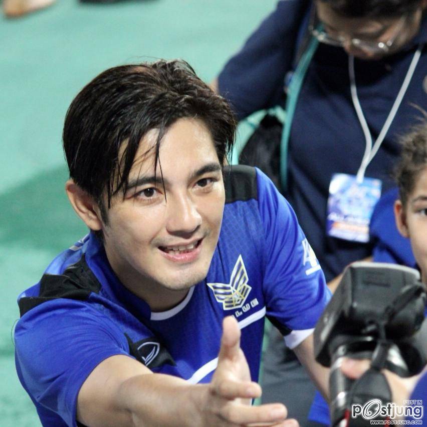 พี่หนุ่ม หล่อตลอดกาล